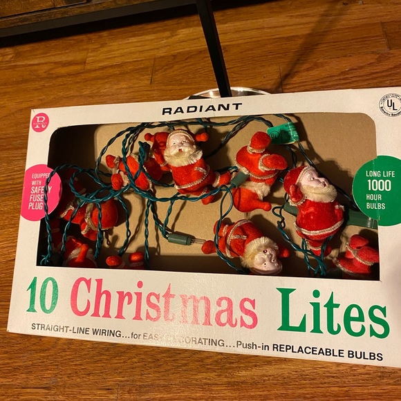 Vintage Velvet Santa Christmas Lights - Picture 4 of 5
